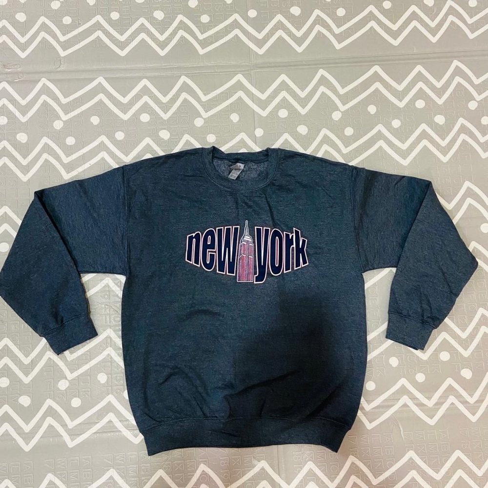 Vintage retro gray grey Ny New York sweater sweatshirt